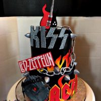 Rock and roll cake